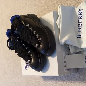 Men's Burberry Black Trek Boots with Blue Trim